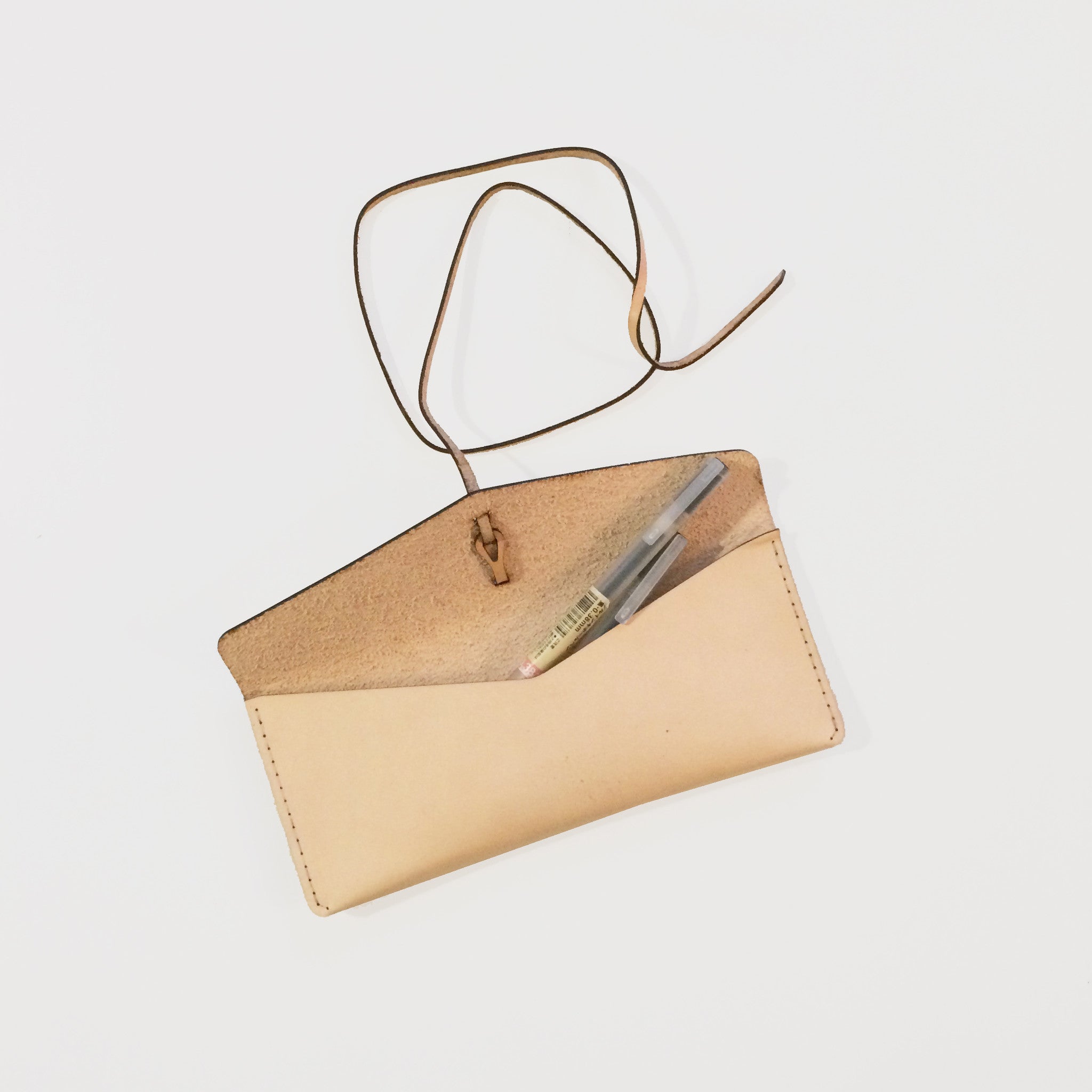 LEATHER CASE VEGGIE TAN